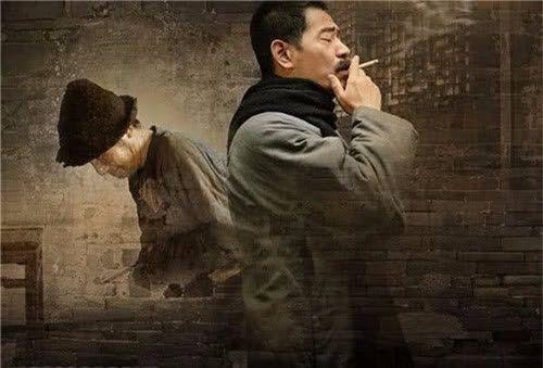 中年的闰土为什么喊鲁迅老爷,为什么闰土长大后叫鲁迅叫老爷