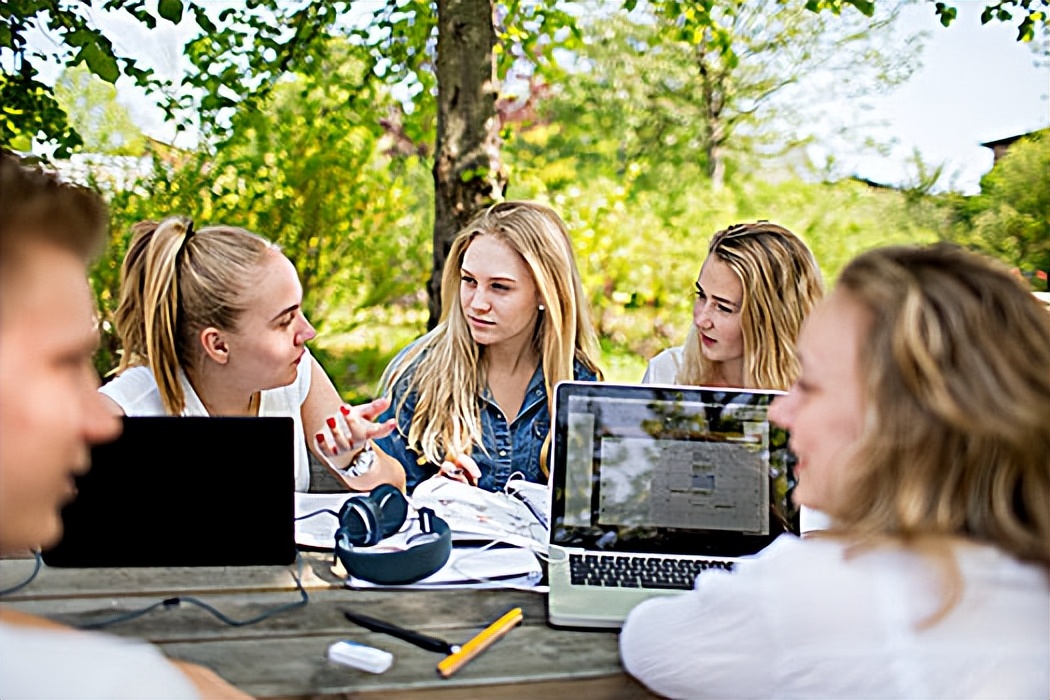 2019年申请英国留学大学条件,黄金期能申请英国大学吗