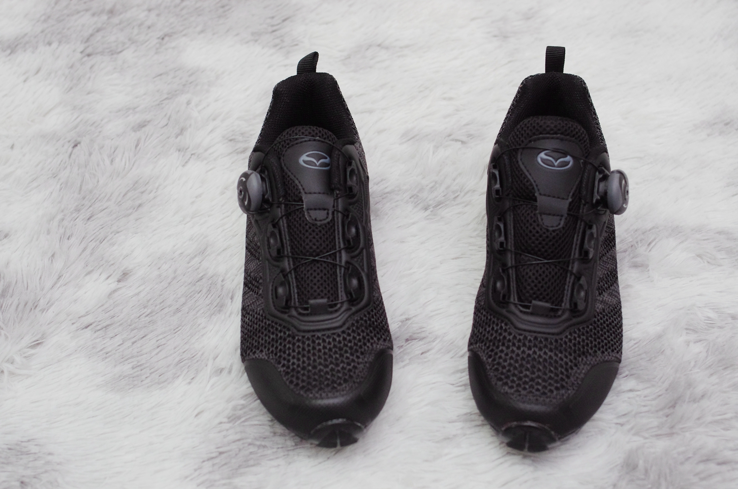 天气热了换双鞋子,天气热透气的鞋