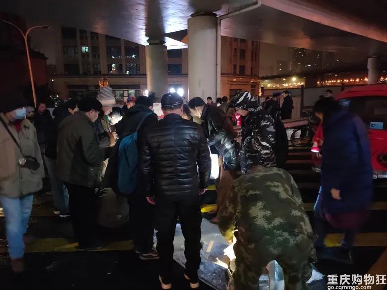 重庆鬼市一条街在哪里,重庆好耍的夜