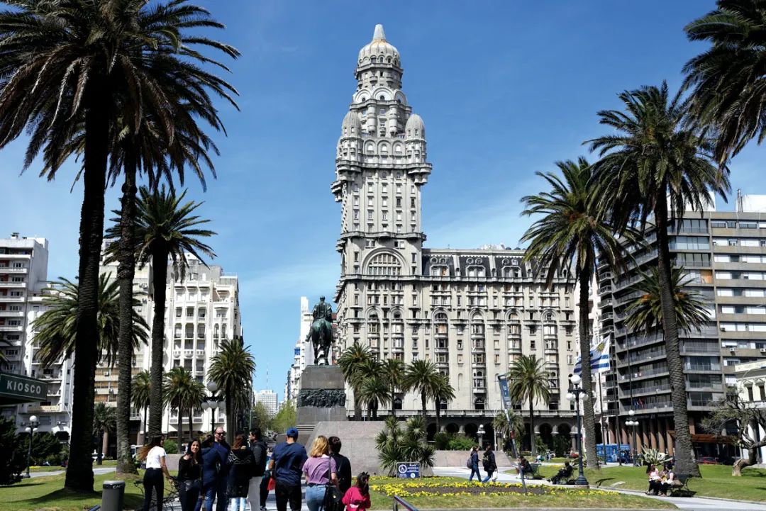 蒙得维的亚,蒙得维的亚vs佩纳罗尔