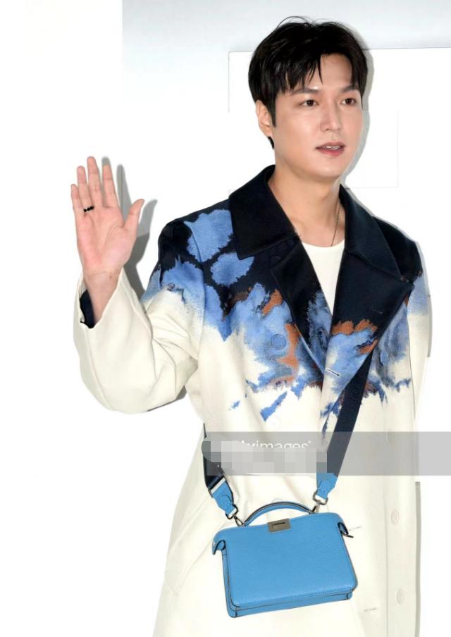 李敏镐侧颜杀完整视频,李敏镐侧颜瘦正脸胖