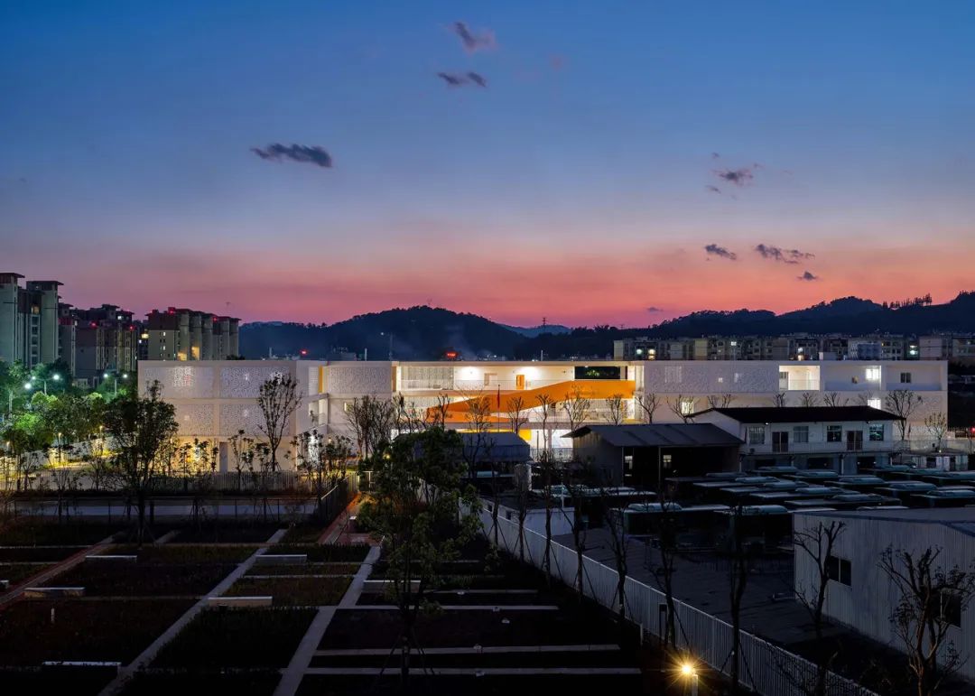 普洱市思茅区小凤凰幼儿园|孩子们自由探索的天地