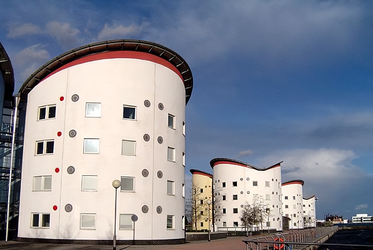 英国东伦敦大学计算机硕士,英国留学大学推荐伦敦