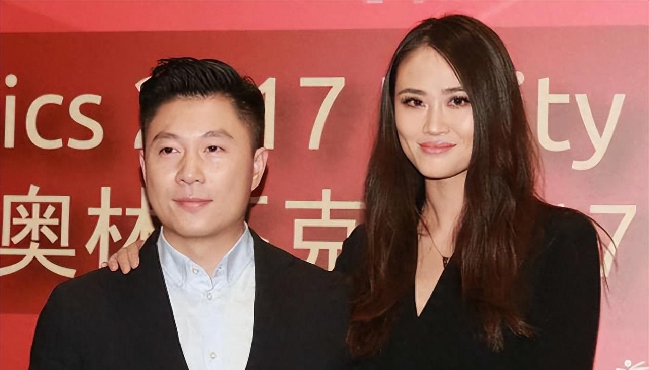 郑伊健演唱会蒙嘉慧讲日语,郑伊健演唱会上的蒙嘉慧