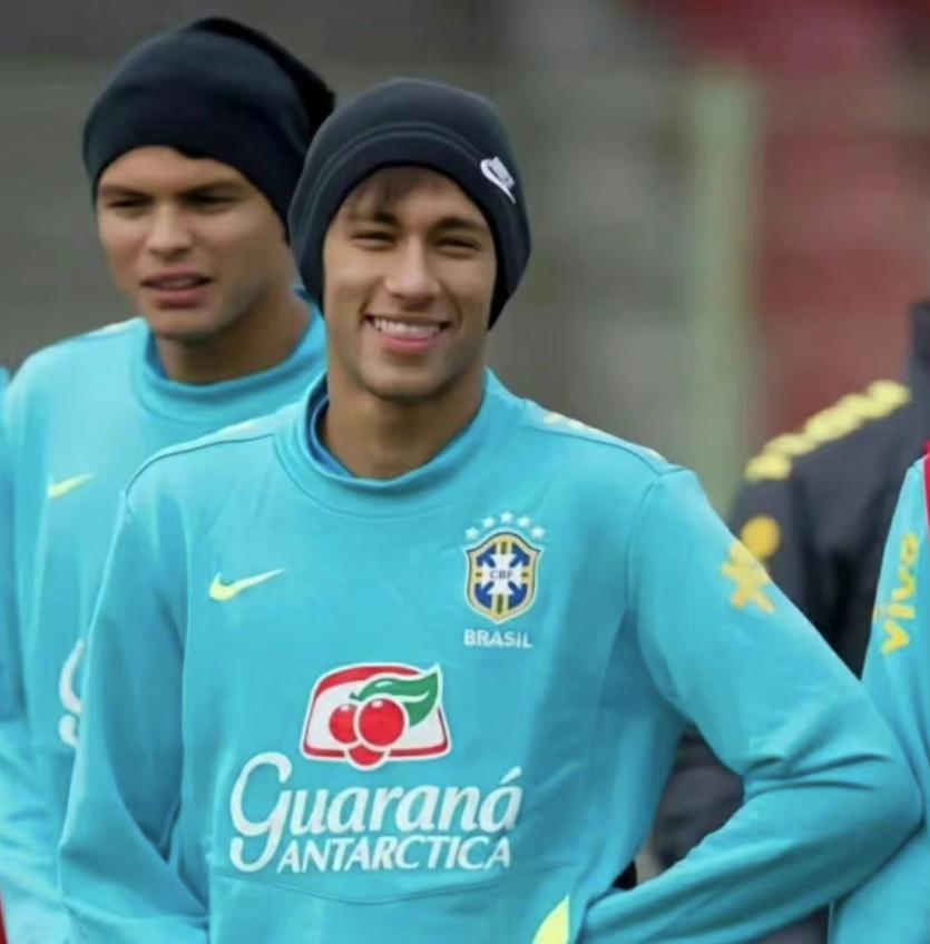 内马尔布鲁娜甜蜜瞬间,内马尔布鲁娜不将就