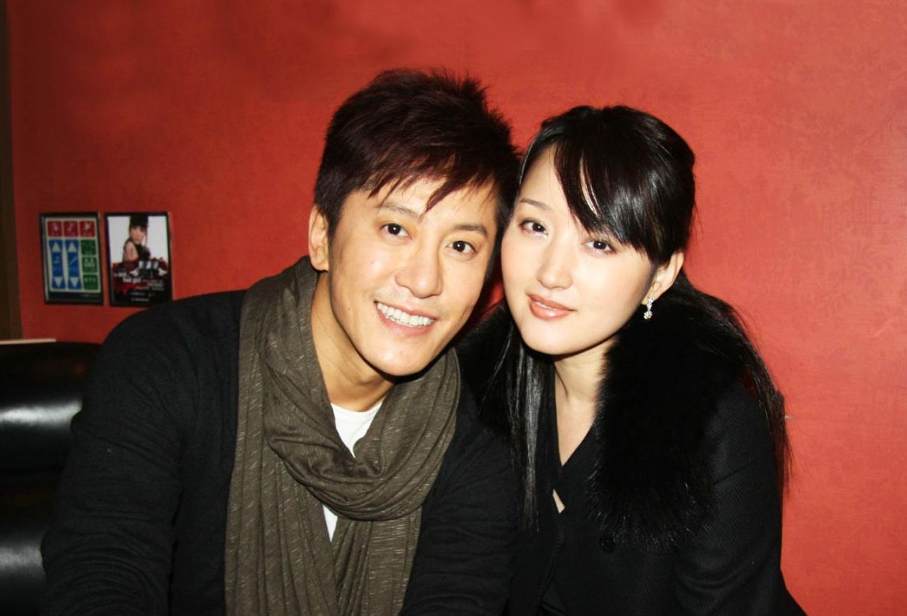 分手的26年后，赖文峰出狱乡下结婚度日，杨钰莹的选择令人心疼