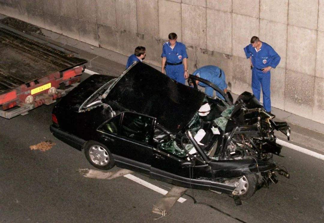 戴安娜和多迪分手原因,戴安娜和多迪什么关系