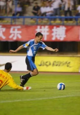 鲁能提前六轮夺冠国安,2014国安0:3鲁能全程回顾