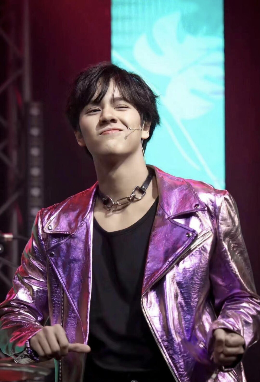 他泰一眼万年的外观2：南农的酒窝，呆的喉结，普明的耳边痣