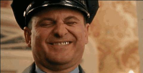 这两天总是咬腮帮子是上火吗,吃饭总咬嘴是预示什么