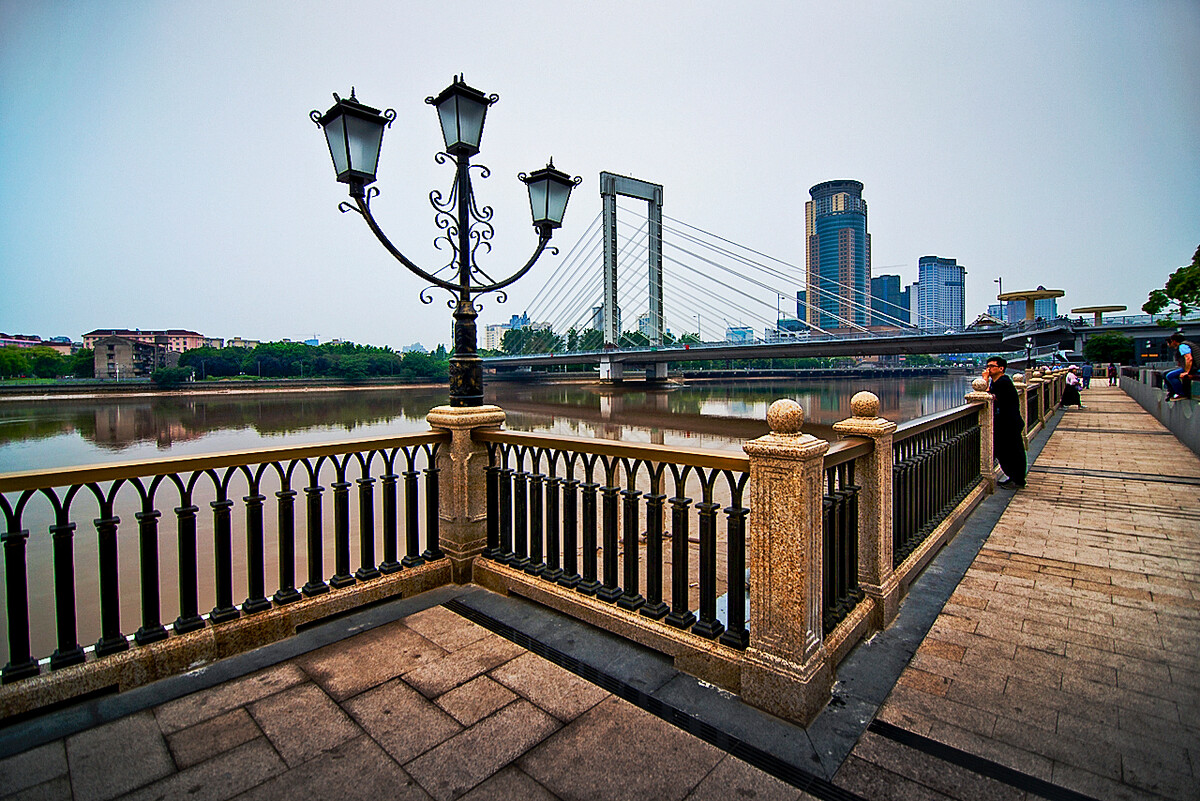 宁波老外滩看夜景,美丽的宁波老外滩