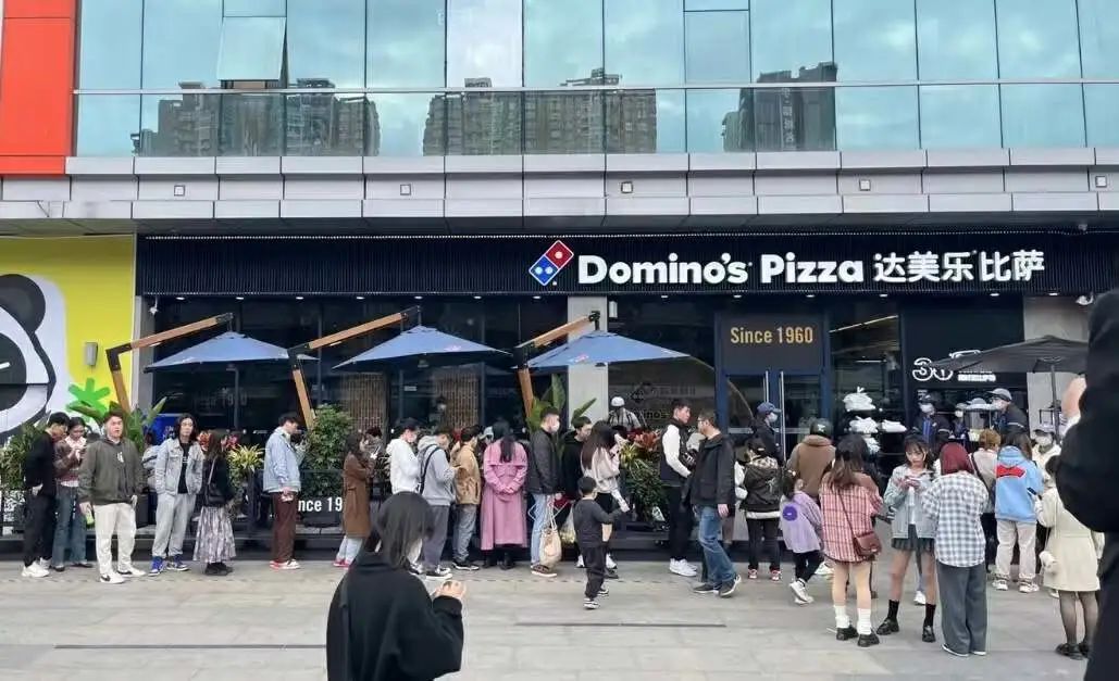 可口的披萨为什么会亏本,可口的披萨盈利