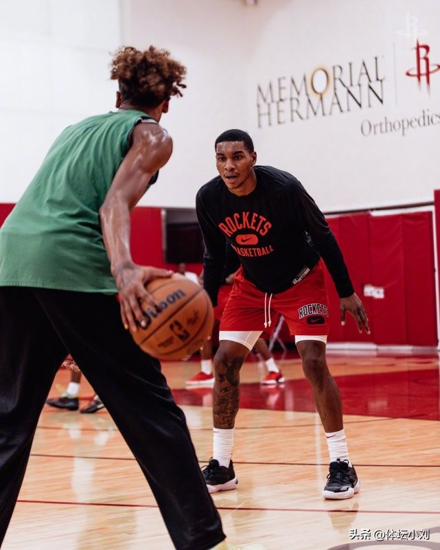 火箭4号向上交易,火箭新秀4号签