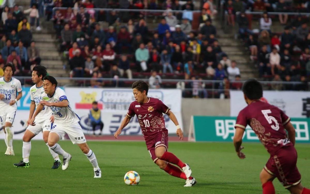 周三澳超比赛,早场澳超日职比分预测