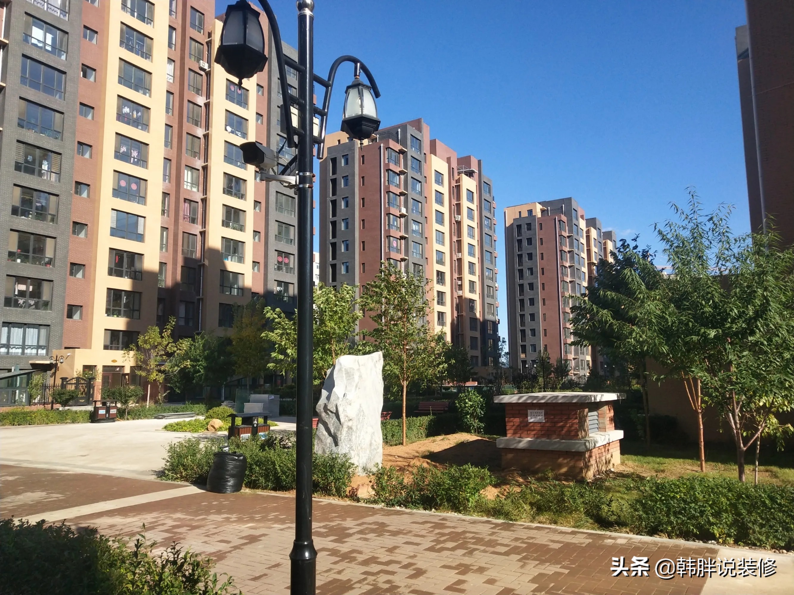 楼房第一年装修会不会很潮湿,房子潮湿怎么用装修来解决