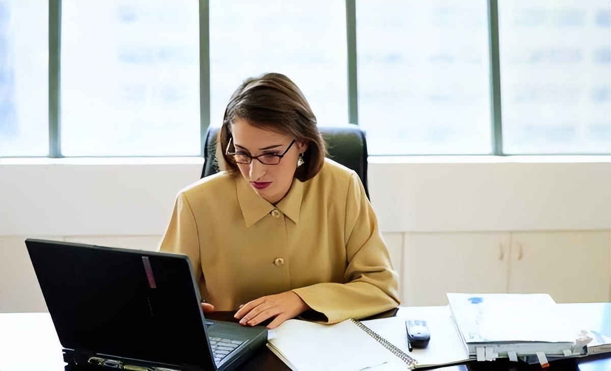 遇到内卷的人怎么办,遇到内向的人该怎么办