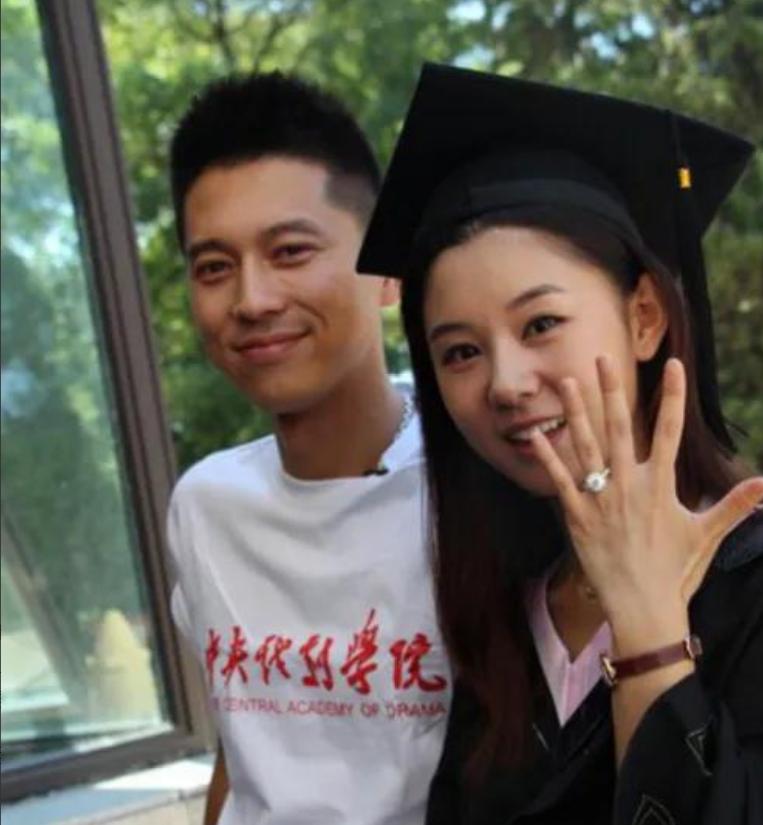 李小萌王雷国家几级演员,王雷李小萌升级爸妈