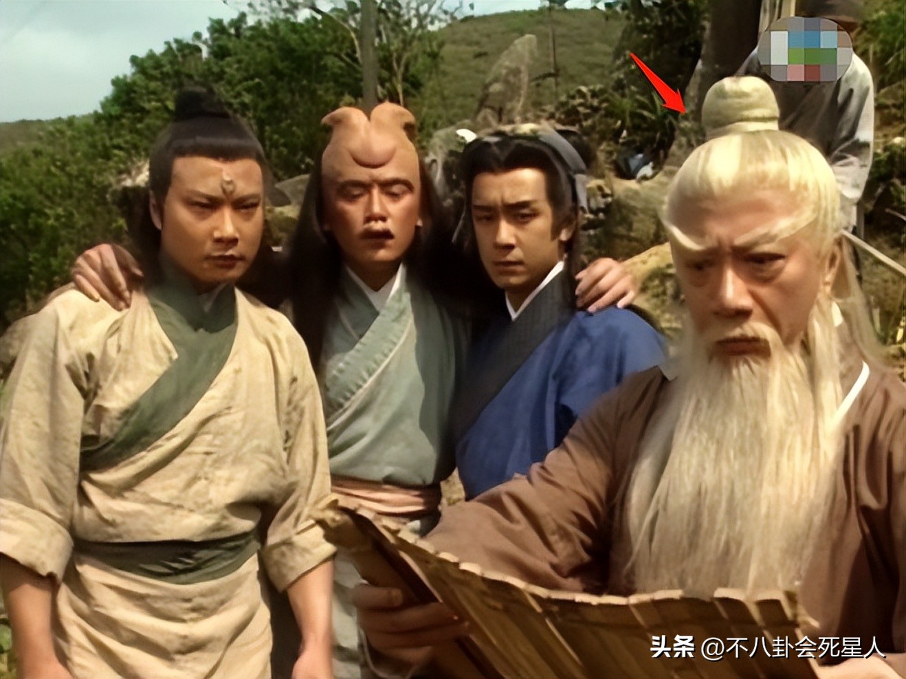 娱乐圈晚节不保的六位老戏骨,80位已逝香港明星