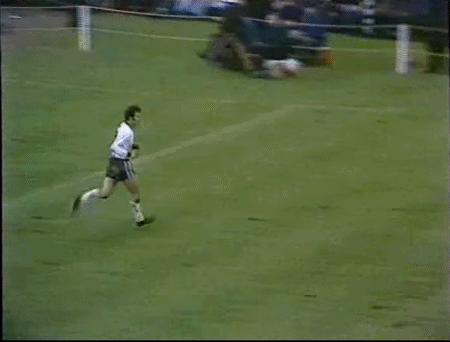 足总杯冠军小奖杯,足总杯奖杯含金量