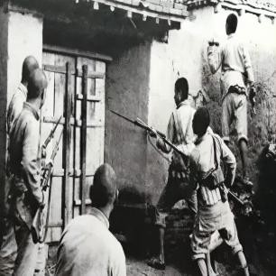 日军日记:*安妇慰**不服从管教,我很愤怒,用*刀刺**插入她的*体下**