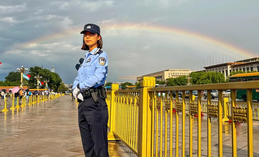 我以行动为誓，共绘绚丽未来！