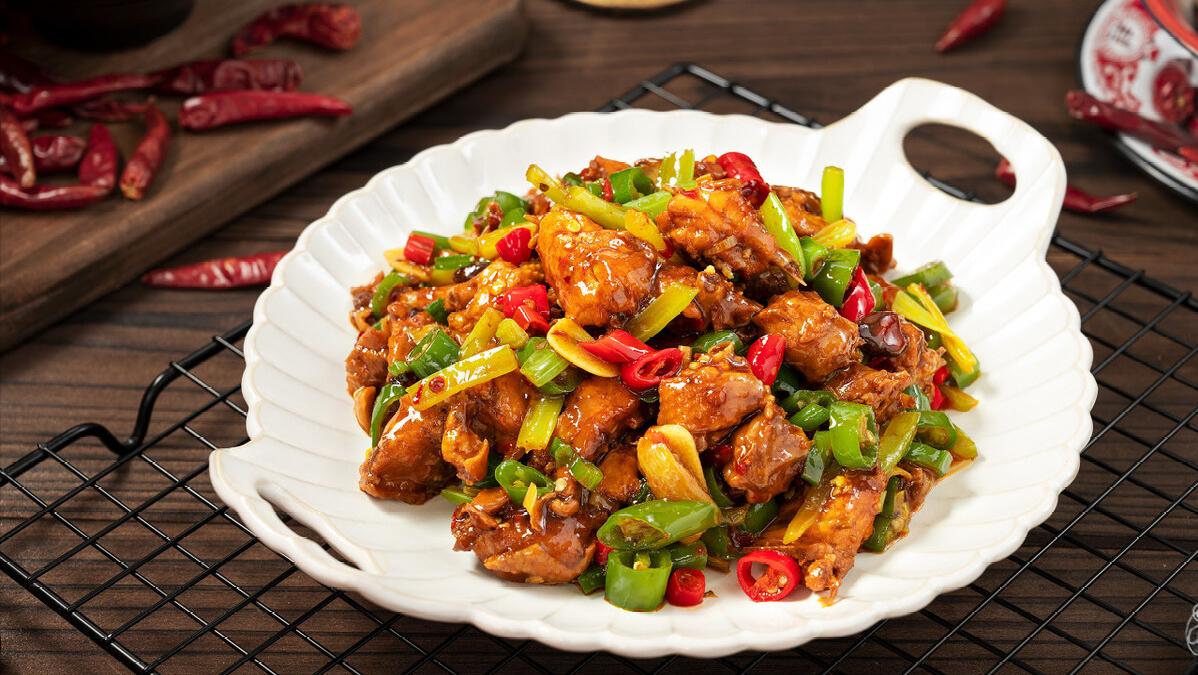 外国人尝湖南美食,超正宗的湖南美食