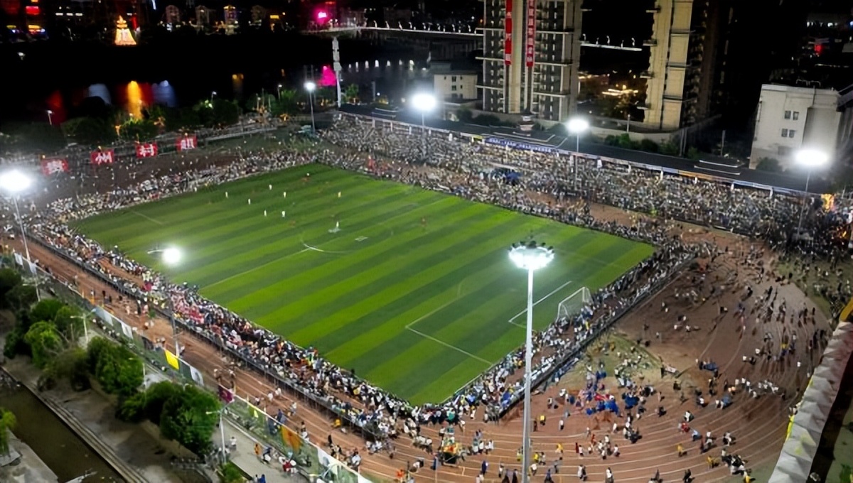 村超队伍对中超比赛,贵州村超是否是中国足球的转折点