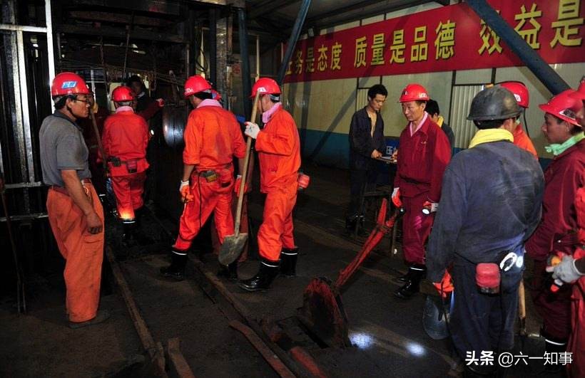 鄂尔多斯“黑金”往事，煤老板喋血街头，道义放两旁，利字摆中间