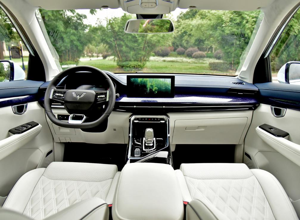 10万左右性价比高的车五菱星辰,五菱星辰七座混动车主真实感受