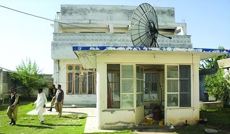 本拉登的妻子和情人照片,本拉登的妻子和情人都是什么人