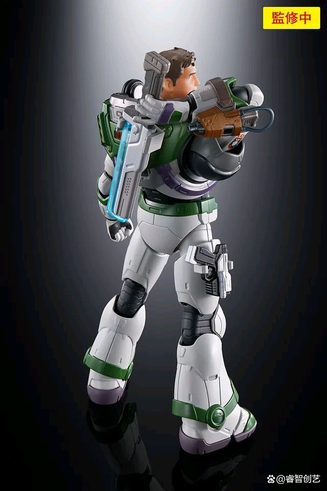 万代巴斯光年彩蛋,巴斯光年万代手办