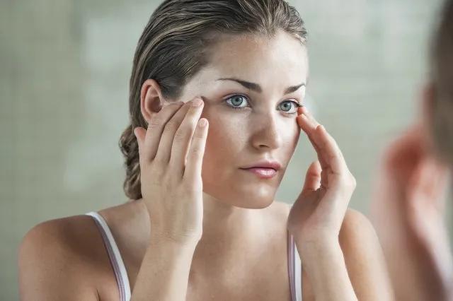 干敏肌肤的症状,干敏肌肤平时怎么注意