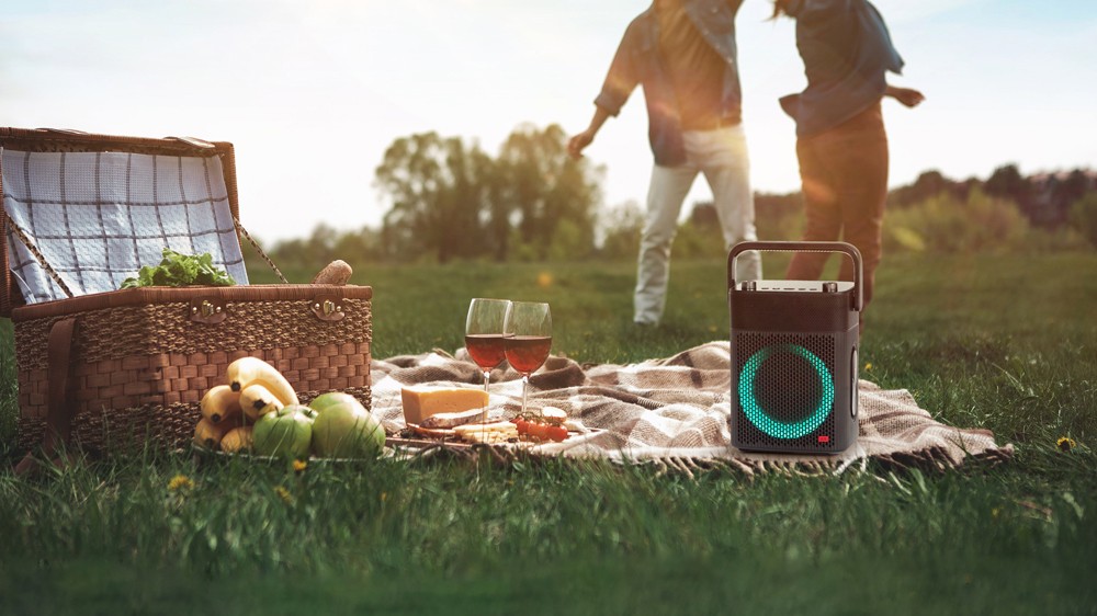 纯麦k歌无线音响,户外露营高品质k歌音响视频