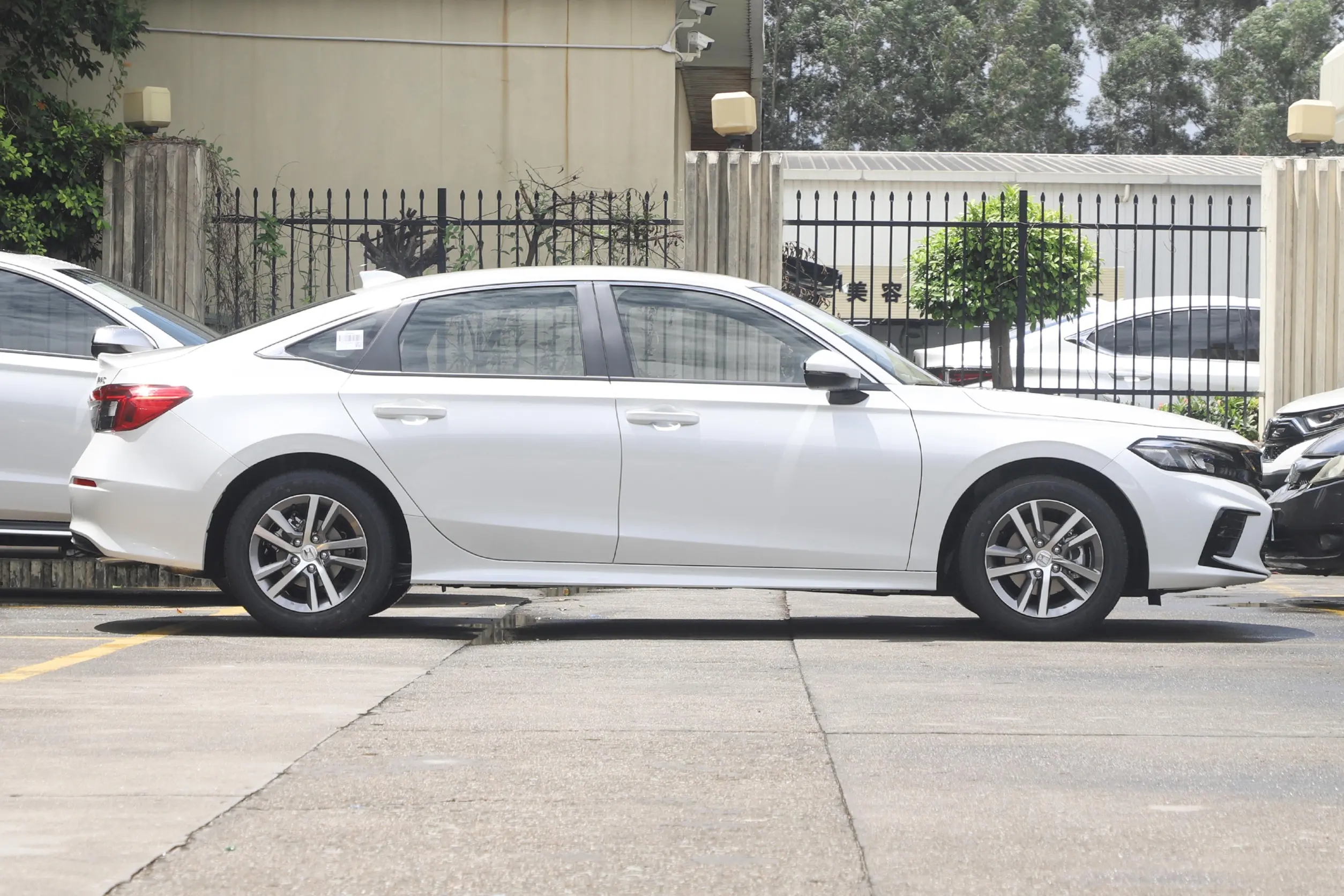 年轻人都爱的这3台家轿怎么选,年轻人讲究动力操控颜值的街车