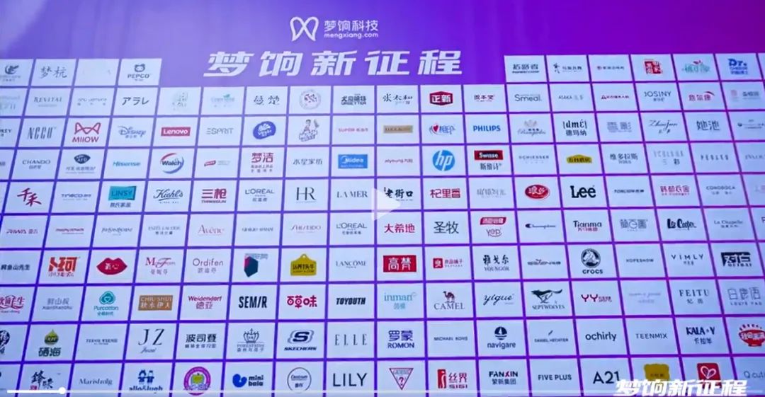 朋友圈卖货一个月能挣多少钱,靠朋友圈卖货挣了800万