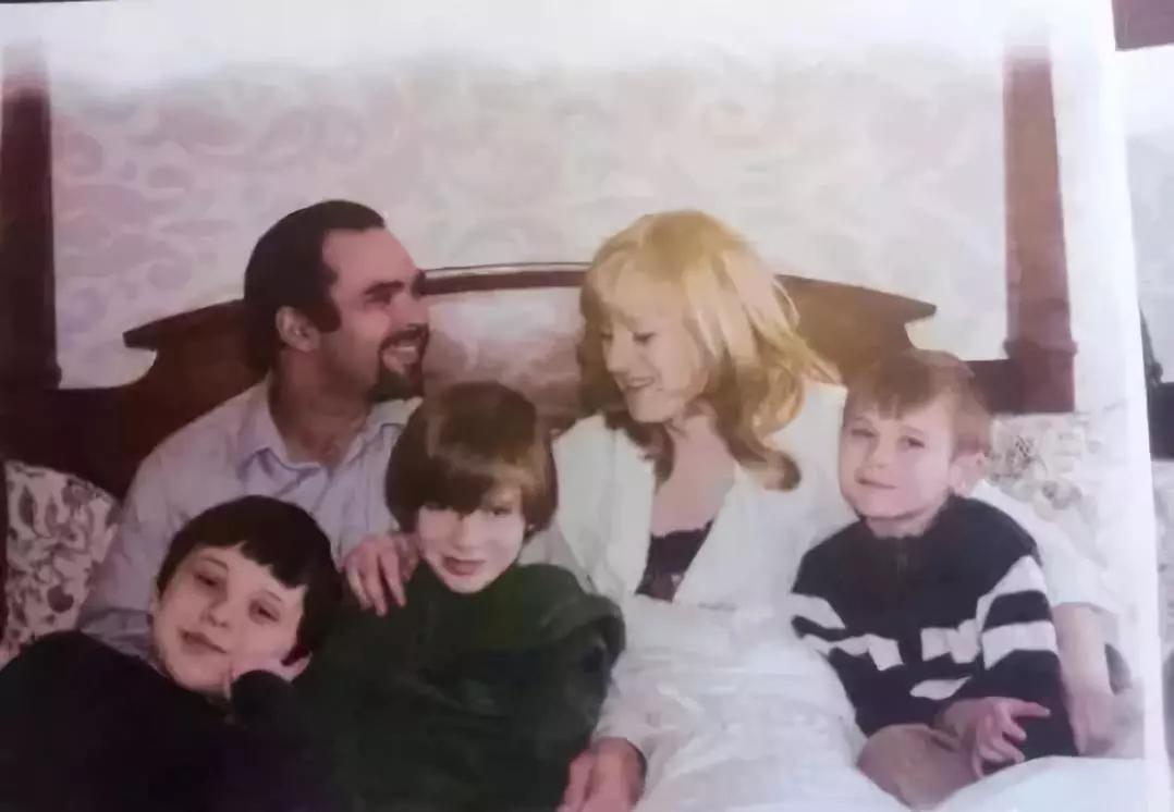 鑷棴鐥囧瀛愬浜嗗洓骞寸粦闉嬪甫,鑷棴鐥囧涔犵郴闉嬪甫