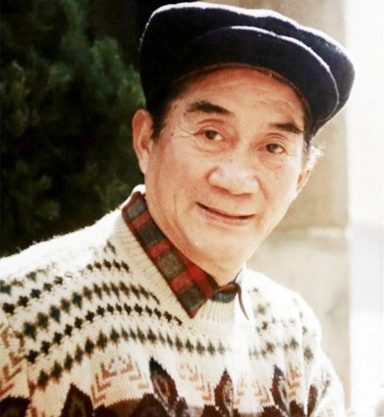 六小龄童哭灵,六小龄童送别大师兄