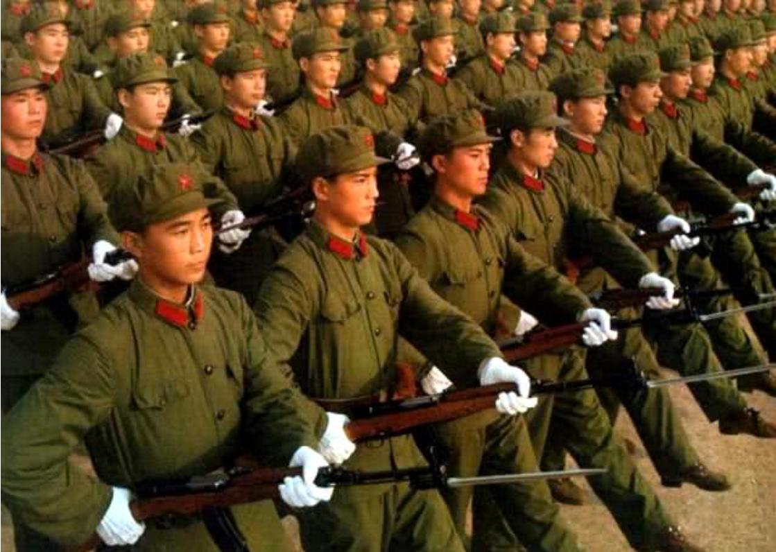 中国第一批女伞兵马旭,中国第一批女空降兵马旭有孩子吗