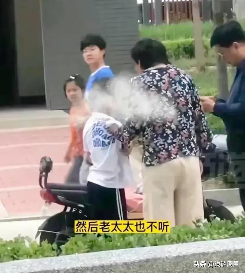 两个巴掌男孩现在怎么样了,二岁小男孩被扇耳光后续