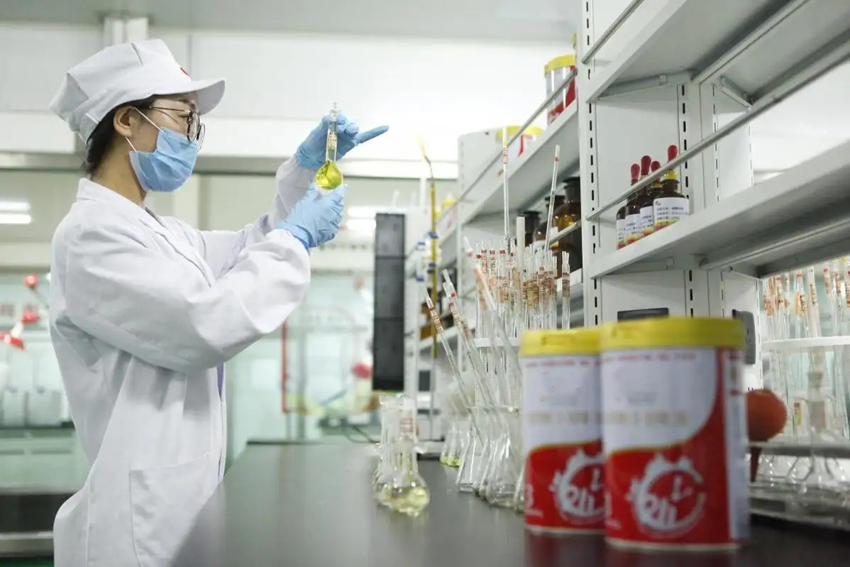 2008年三鹿毒奶粉事件，30万孩子受害，14年后他们现状如何？