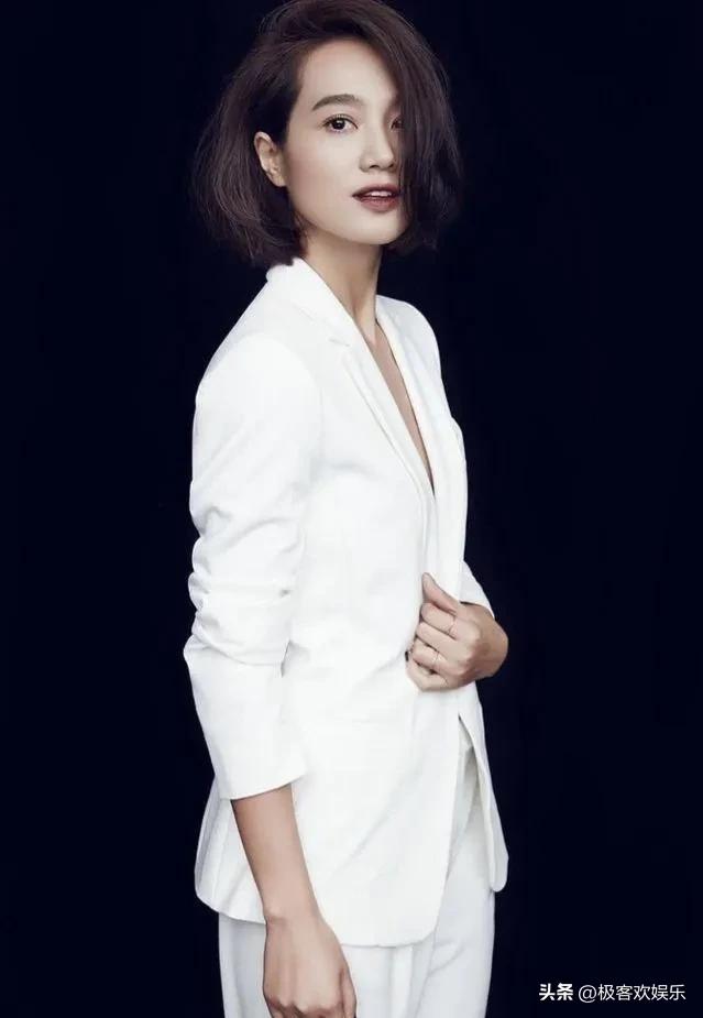 衣架子西装写真,男明星穿西装谁最好看