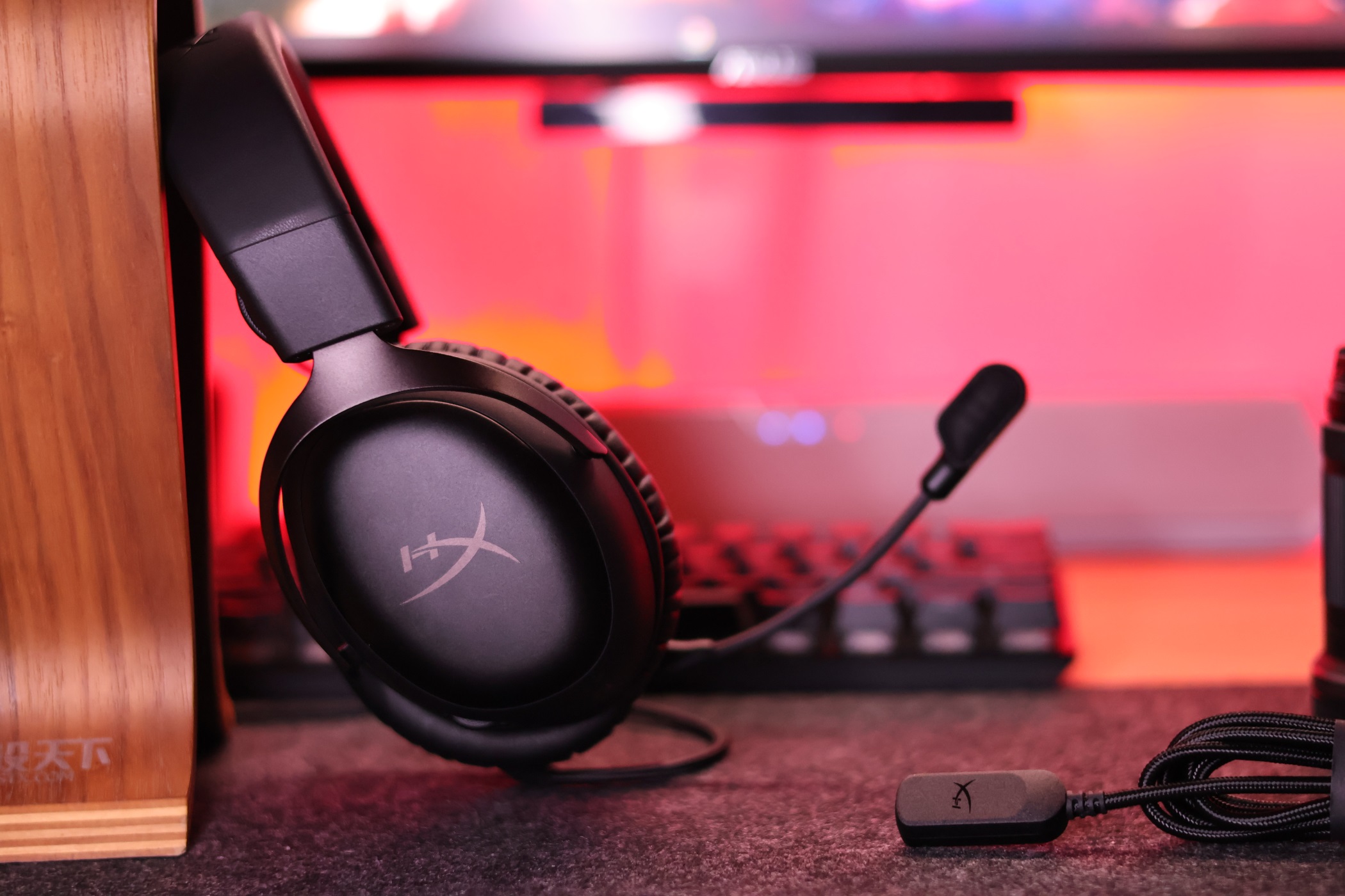 hyperx飓风3耳机英文,游戏蓝牙耳机入耳式飓风3