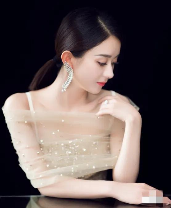 赵丽颖金鹰大满贯指什么,赵丽颖大荧幕成就