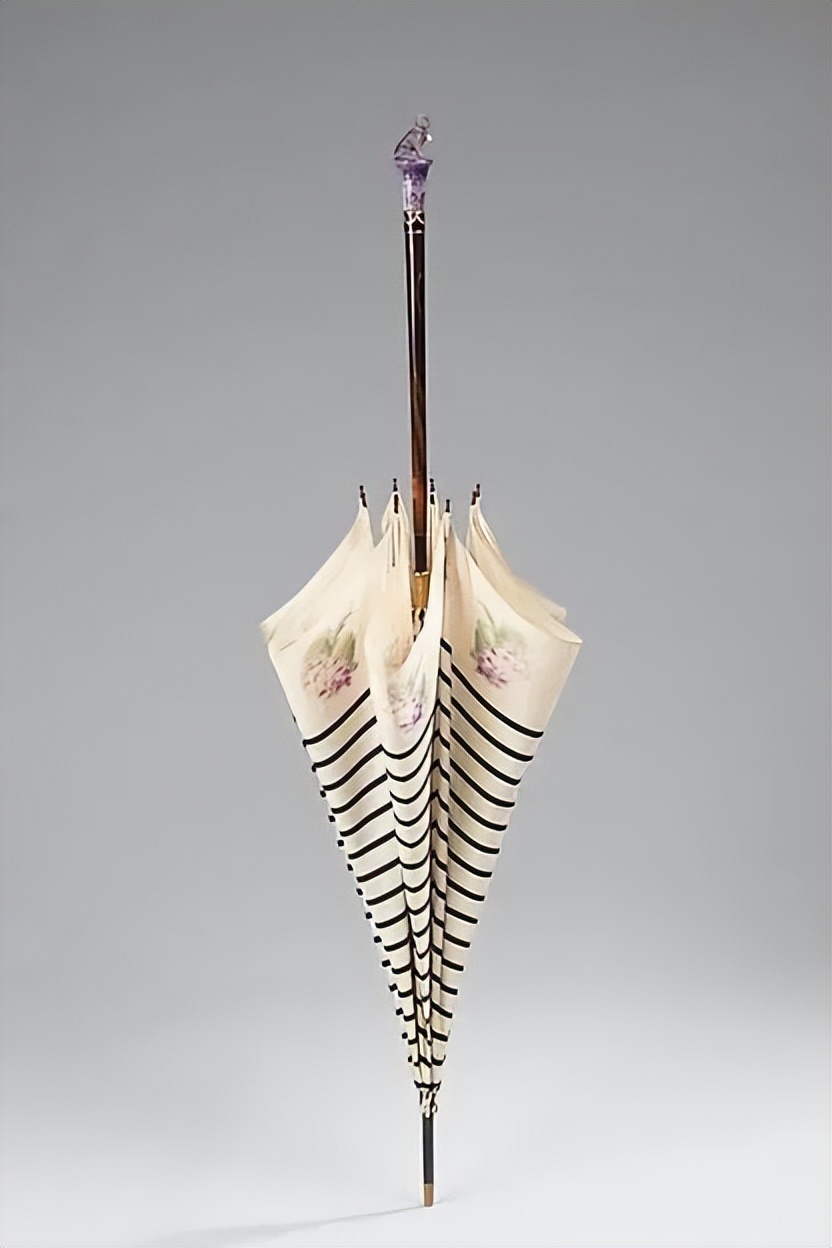 法国制伞工艺，为伞制造业注入了新的活力和意义