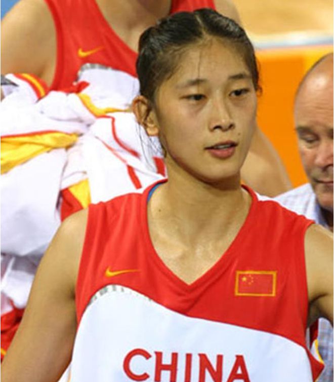女篮颜值天花板李梦,女篮王思雨成长之路