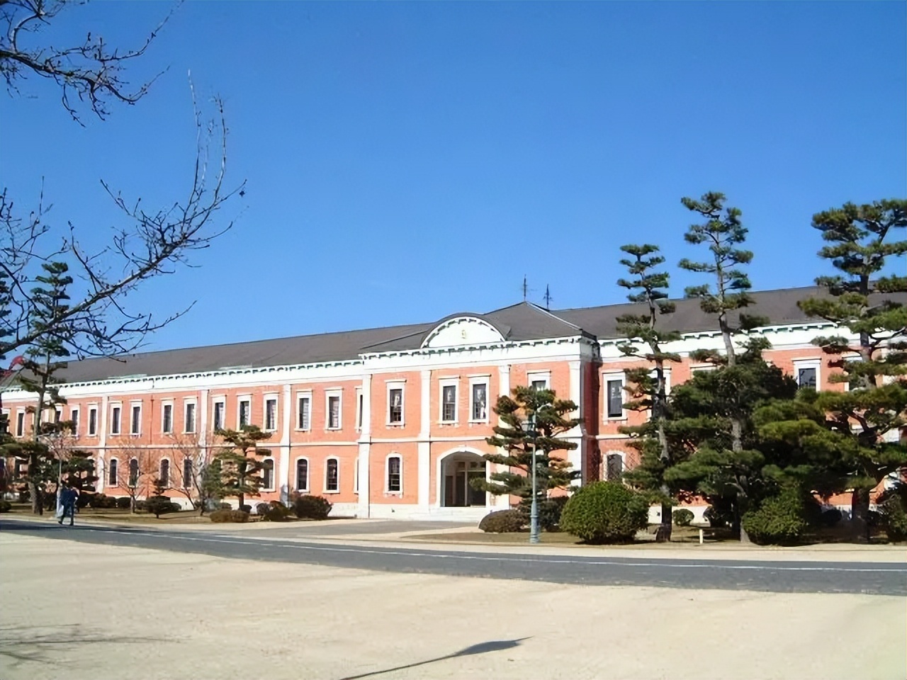 日本120mm榴弹炮,谁也打不过的超能力