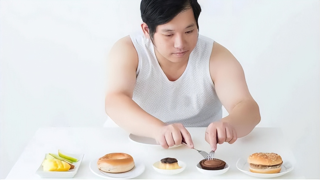 一饿就心慌手抖是什么原因引起的,糖尿病人一饿就心慌浑身无力手抖