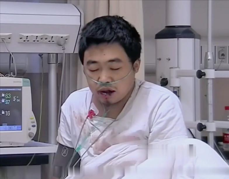 80岁老人尿毒症放弃治疗,80后小伙尿毒症晚期已移植