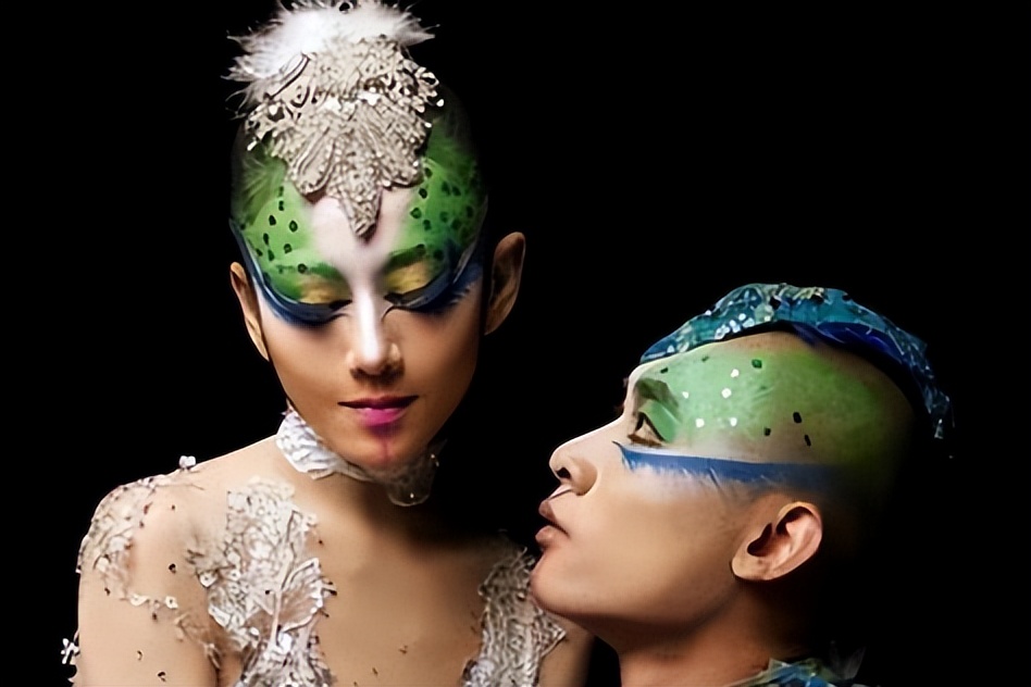 杨丽萍舞伴殒命！从39楼跳下，年仅44岁！舞天堂再度《雀之恋》